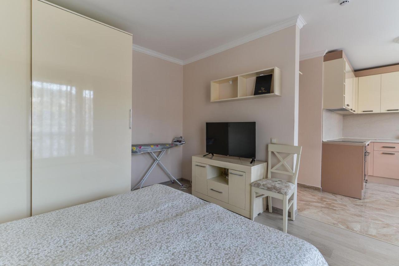 Villa Florence Boutique Apart Hotel スヴェティ・ヴラス エクステリア 写真